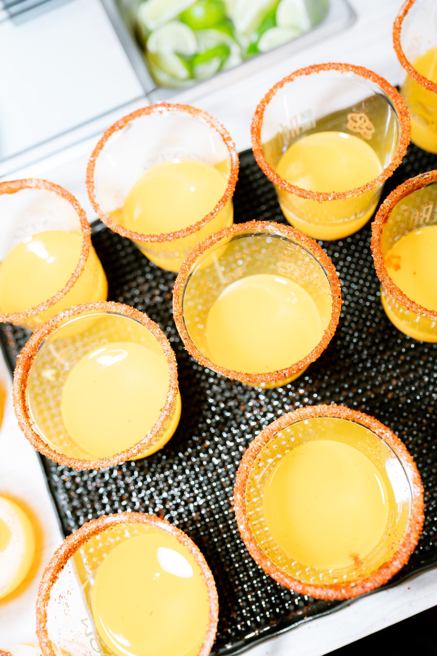 Palomas con rim de tajín